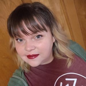 Meet your Posher, Tiffany